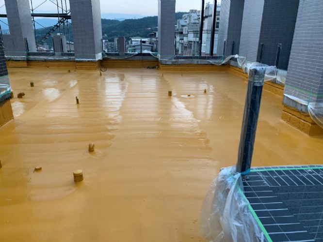 基隆市新橫濱A區屋頂